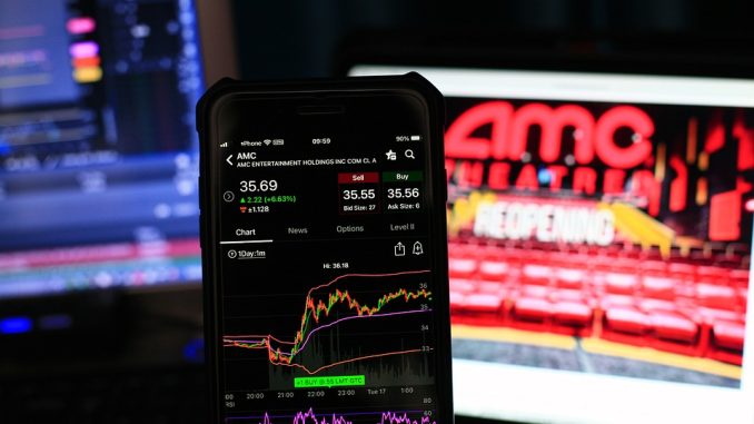 Smartphone Broker Apps